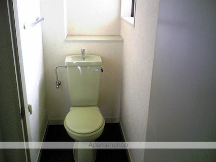 クレットドールＹ２[2LDK/62.18m2]のトイレ