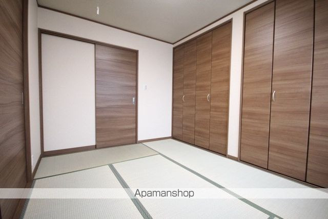 ハイツ上野東の内装写真