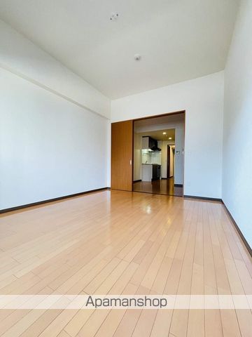 Gramercy Shirakawa Koenの内装写真