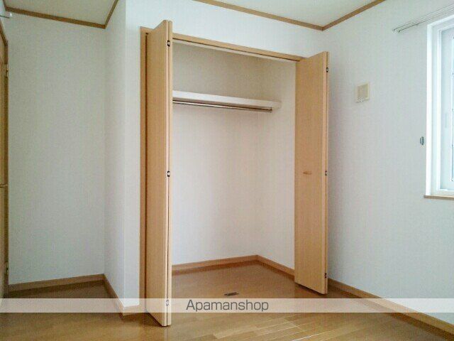 INUI 51の内装写真