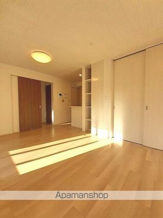 ラバン・ドールプラス[1LDK/50.42m2]のリビング・居間