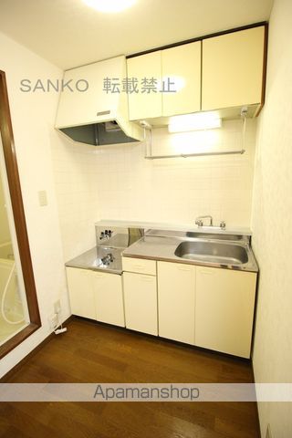 アーバンコート東区役所前IIIの内装写真
