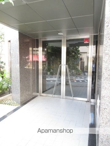 クロスロードの玄関写真