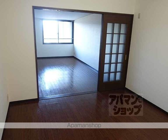 鳴滝音戸山町マンションの内装写真