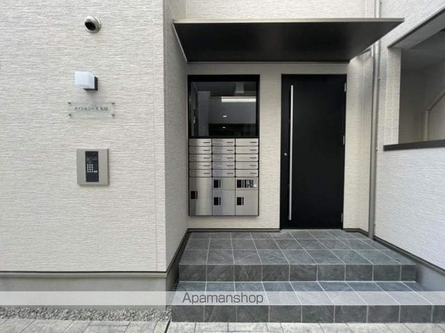 メゾンルシーヌ矢田の玄関写真