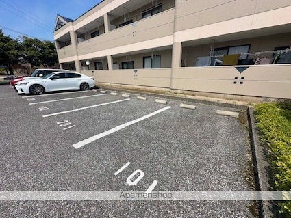 サンコーポ[2LDK/57.85m2]の駐車場