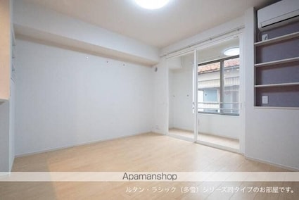 ルミエール・ＫーⅥ[1R/32.43m2]のリビング・居間