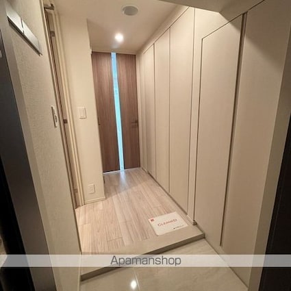 パークアクシス新宿百人町[1LDK/42.14m2]の玄関