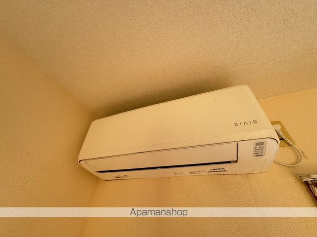 フェヴァリー川東の内装写真