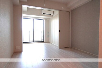 Ｊ．ＧＲＡＮ　Ｃｏｕｒｔ　品川西大井ＥＡＳＴ[1DK/27.41m2]のリビング・居間