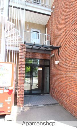 WEST CANALの玄関写真