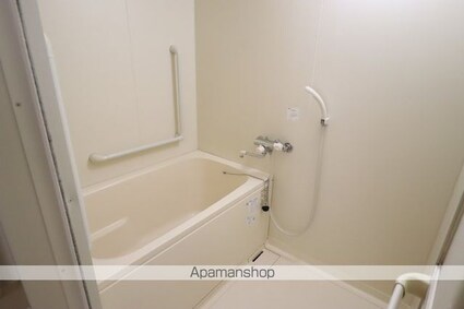 ルーチェ緑が丘　Ｂ[3LDK/70.23m2]のバス