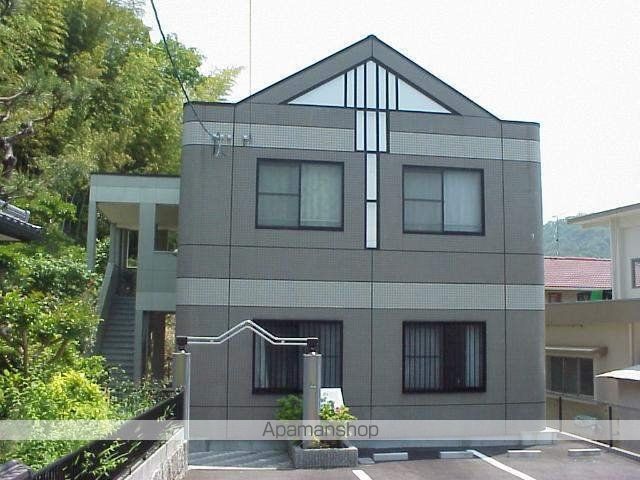 クレストールの玄関写真