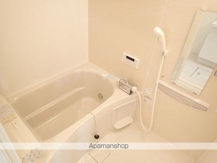 ノーブル萩[3LDK/63.36m2]のバス