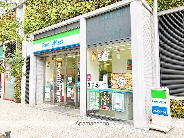 プロシード山下公園ザ・タワーの周辺写真