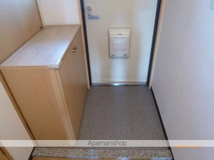 滋賀県守山市勝部２丁目[2LDK/66m2]の玄関