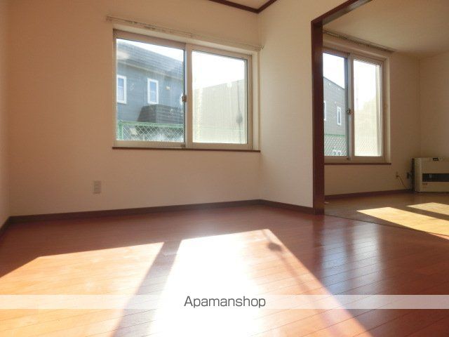 中のマンションDの内装写真