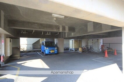 リバティ山越[1K/25.9m2]の駐車場3