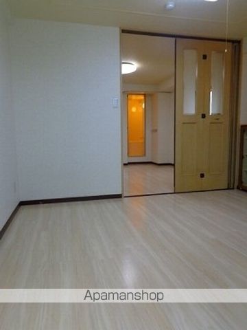 サンプラザ上汐の内装写真