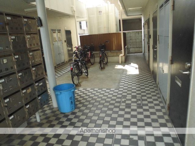 COCO堺東IIの玄関写真