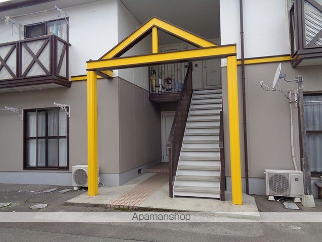 エトワール三津屋B棟の外観写真