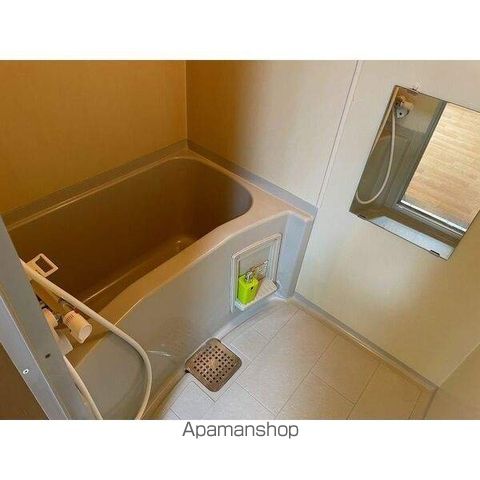 シャンベルタンの内装写真