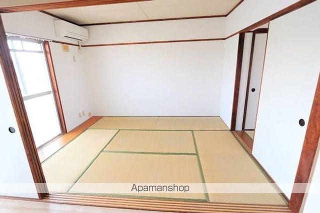 ビレッジハウス荒木1号棟の内装写真