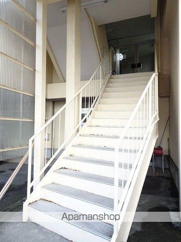パークハイツ呉羽の玄関写真