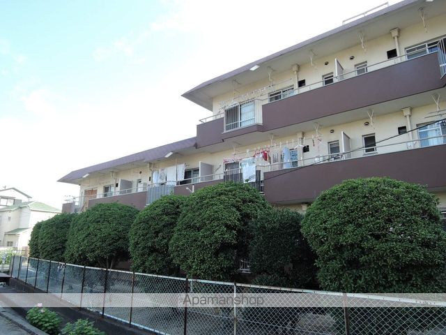 マンショントレビの外観写真