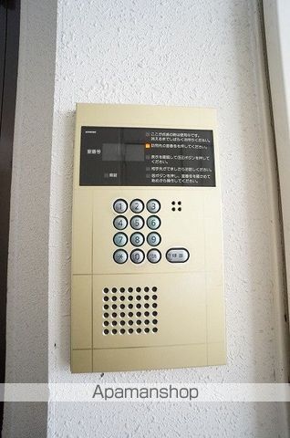 オラシオン稲川1丁目の玄関写真