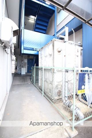 シスター中井の玄関写真