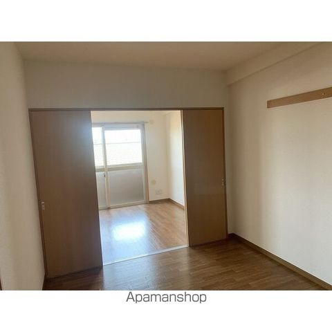 ISO GAI グランドエィワンAの内装写真