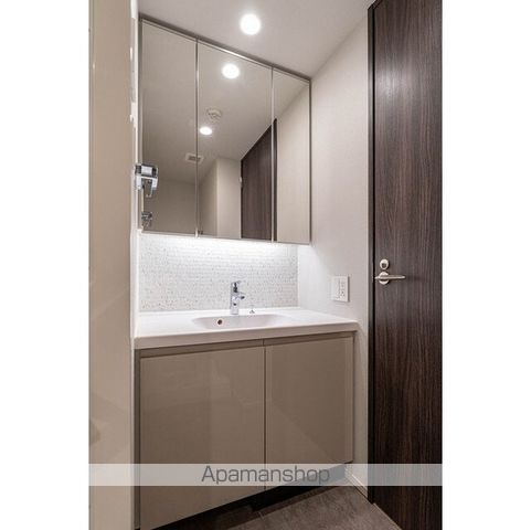 MーRESIDENCE新江古田の内装写真