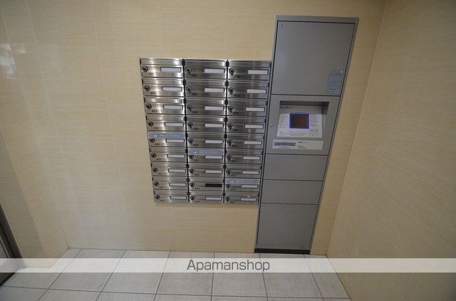 アルシオネ荒田の玄関写真
