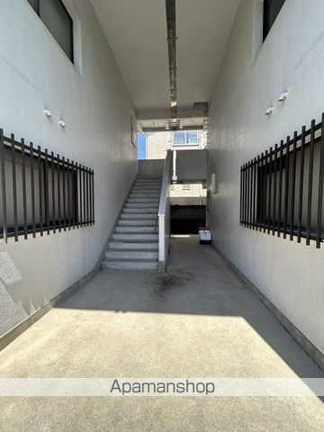 ペアーハイツの玄関写真