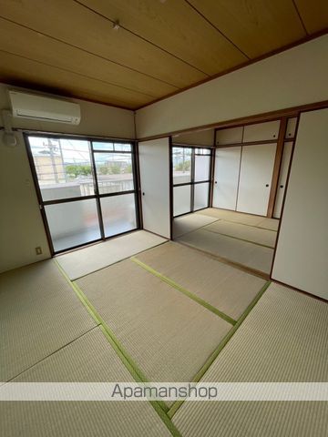 プレアール長門石の内装写真