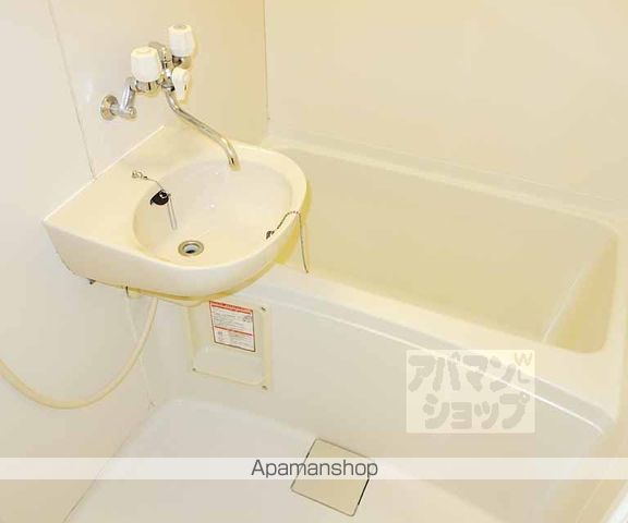 レオパレスプリオール東山の内装写真