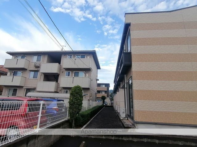 レオパレス春日の外観写真