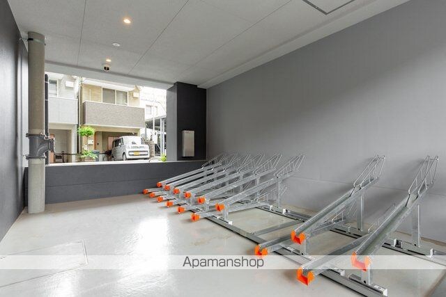 アジールコート三軒茶屋[2LDK/53.74m2]の共用部2