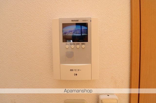 フェヴァリー VIの内装写真