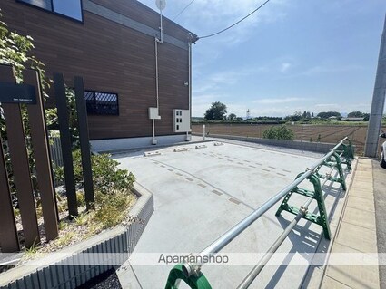 レガリア[1LDK/83.58m2]の駐車場