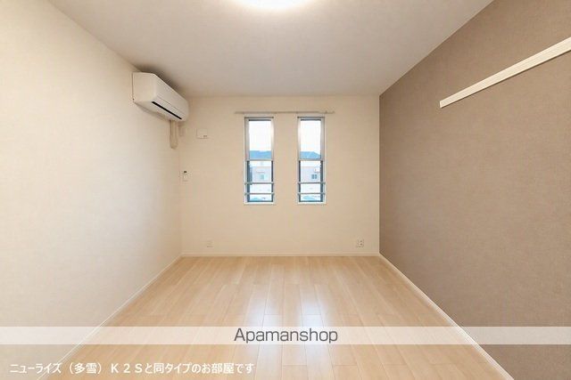 クリアサニー Kの内装写真