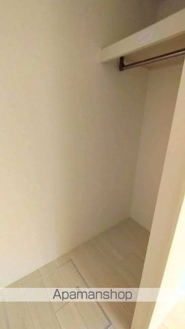 D PAINA 鴨居IIの内装写真