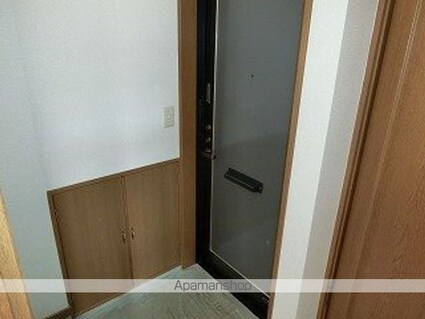 岩手県盛岡市みたけ３丁目[1DK/32.28m2]の玄関