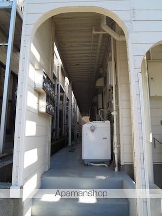 ハイツ・ヴィラ№８[1R/15.75m2]のエントランス