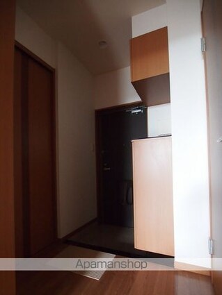 アクアマリン[1K/30m2]の玄関