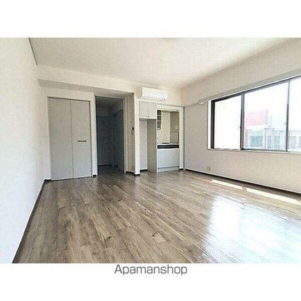 東京都文京区湯島４丁目[1R/39.6m2]のリビング・居間