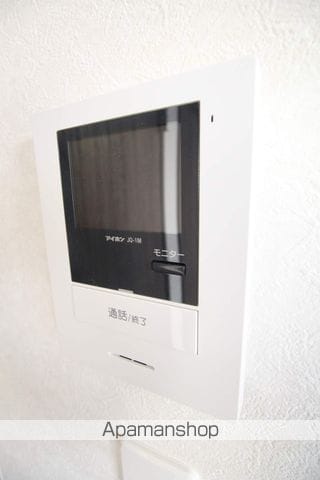 クレストの内装写真