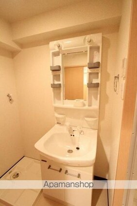 香川県高松市塩上町２丁目[1K/30.03m2]の洗面所