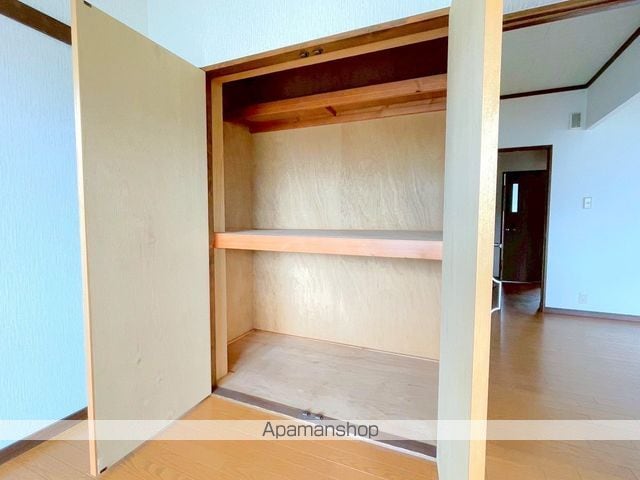 コンフォート伏見の内装写真
